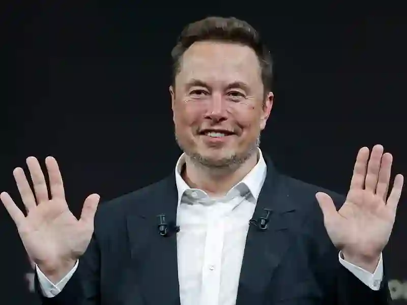 إيلون ماسك (Elon Musk)